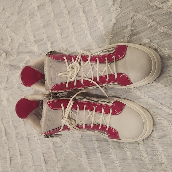 White w/ bright pink accents Giuseppe Zanotti high top sneakers size 39.5 - Picture 3 of 12